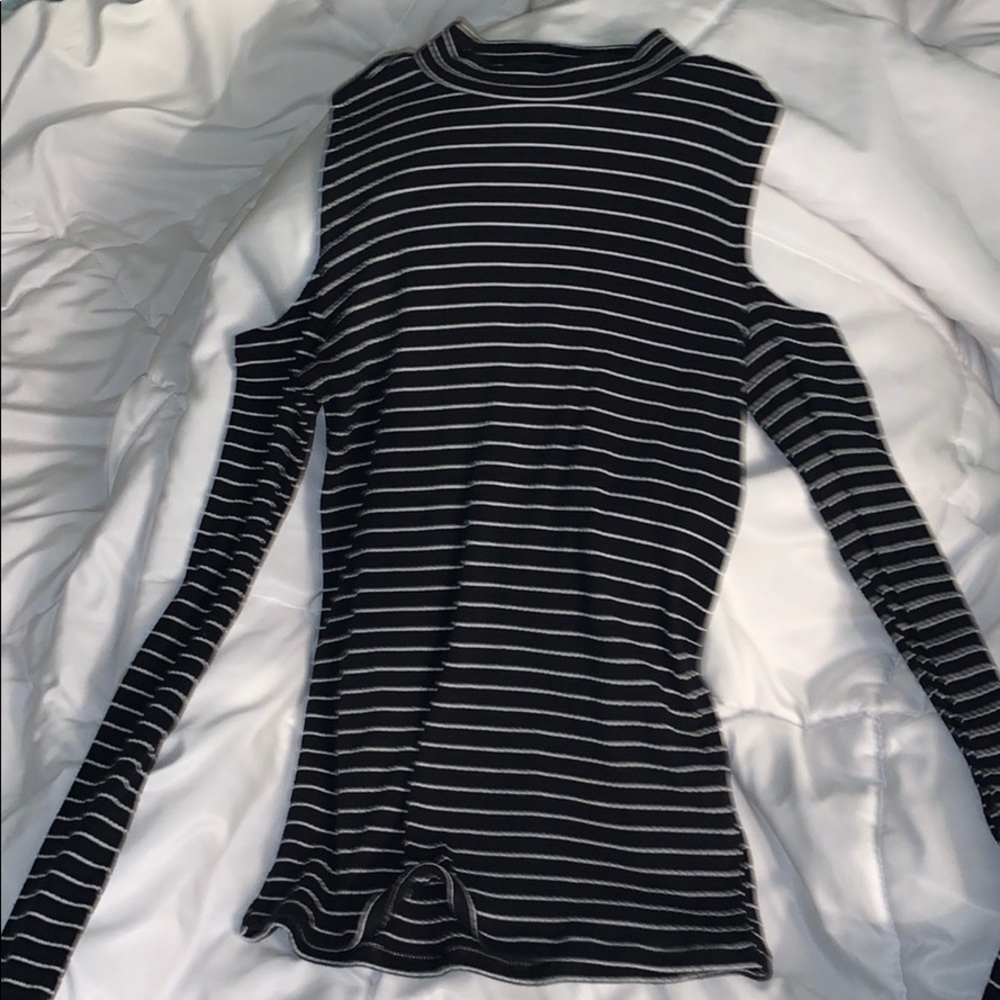 Bodycon Cold Shoulder Long Sleeve